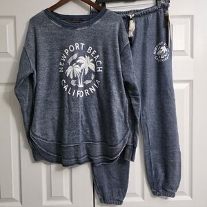 Ocean Drive Newport Beach California Blue Jogger Sweat Set, Women's Size Medium